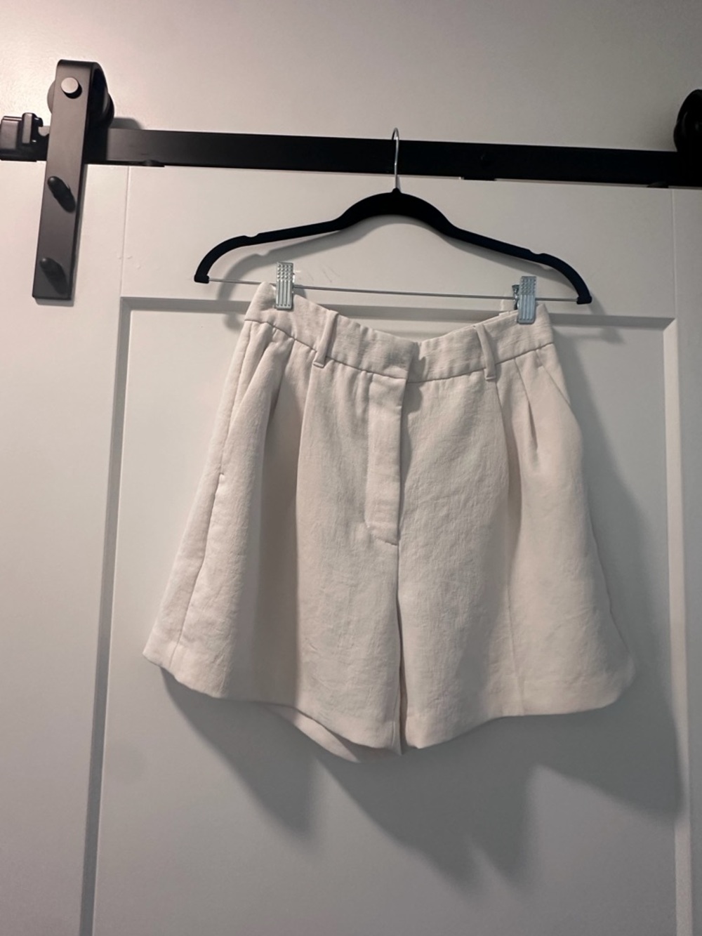 Aritzia Cream High-Waist Pleated Bermuda Shorts